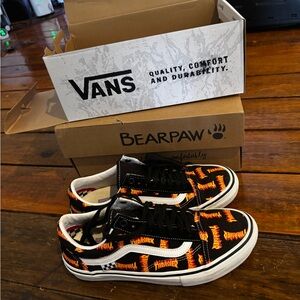 THRASHER Vans Black Canvas Low-Top Sneakers with Orange Flame Logo